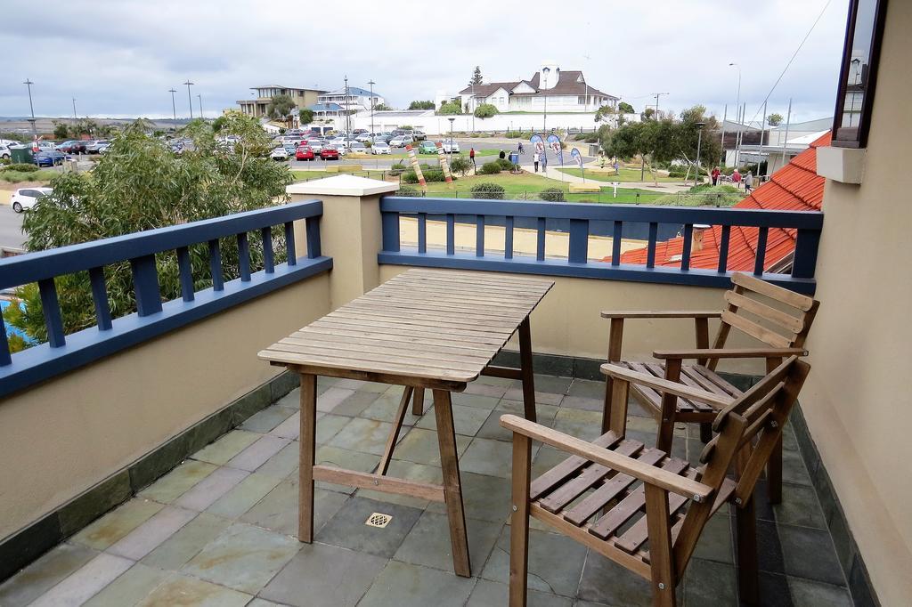 Mccloud House Apartment Port Noarlunga Exterior photo